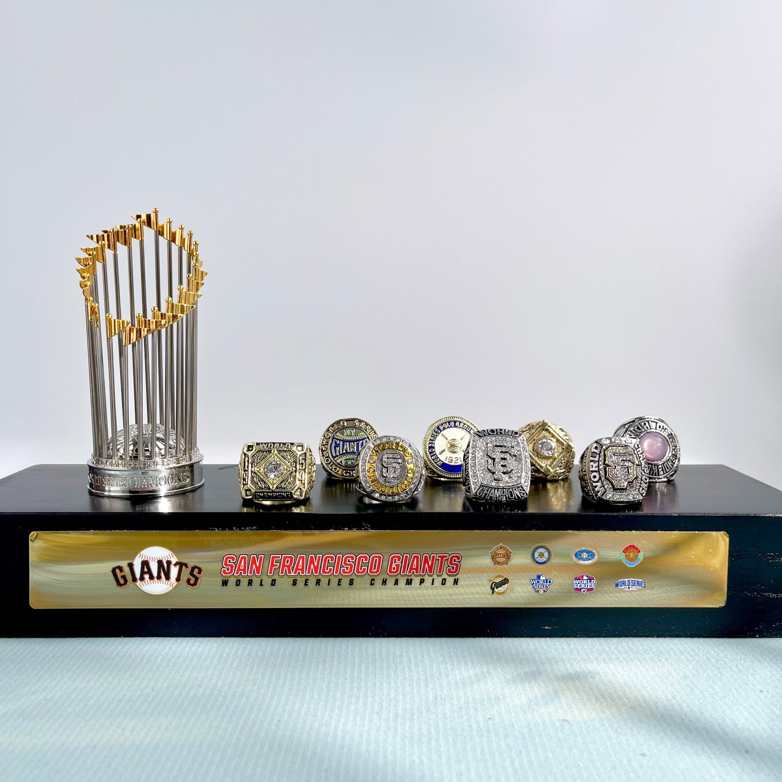 San Francisco Giants MLB World Series Championship Trophy & 8 Rings Display Case