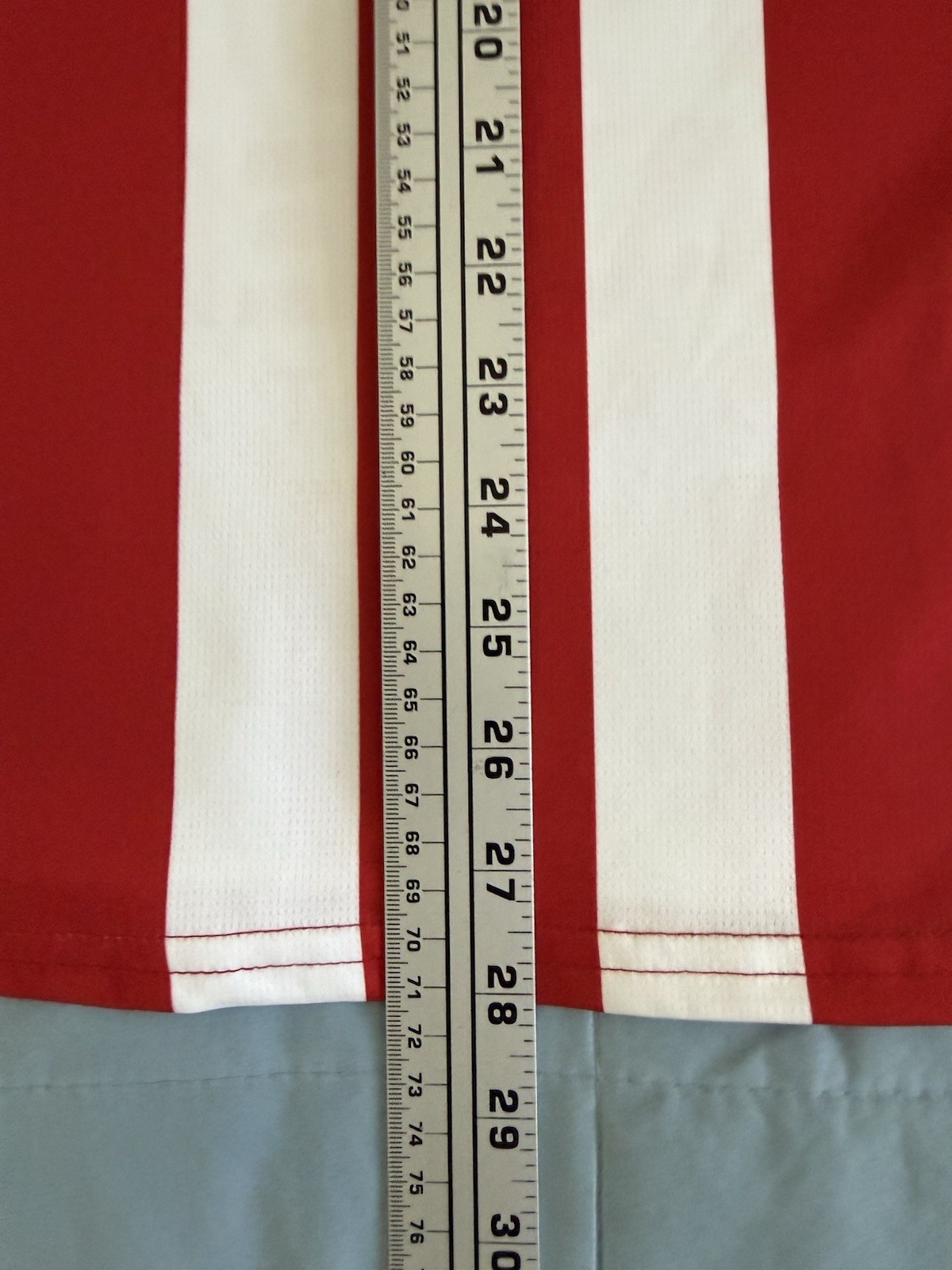 Luis Romo #17 Mens LARGE PUMA Chivas Guadalajara Home Fan Jersey Dia Ejercito