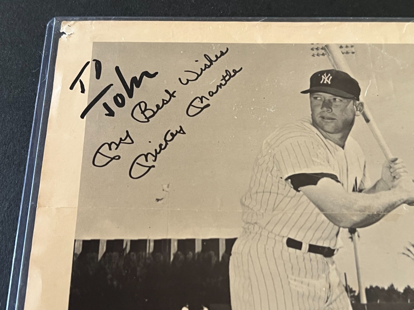 1967 Team Issue Mickey Mantle Trifold- 8 1/2″ x 11″- Mail Response to Fans- worn