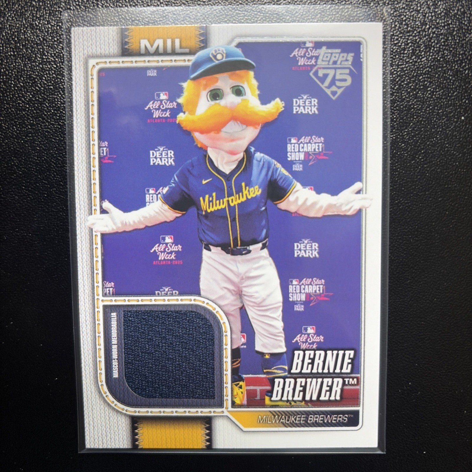 2026 Topps Bernie Brewer Milwaukee Brewers Mascot Memorabilia Card MAS-BBR