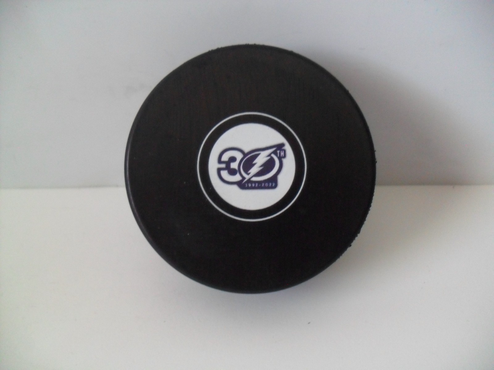 Tampa Bay Lightning 30th Anniversary Puck – Official NHL Licensed Puck Brand New