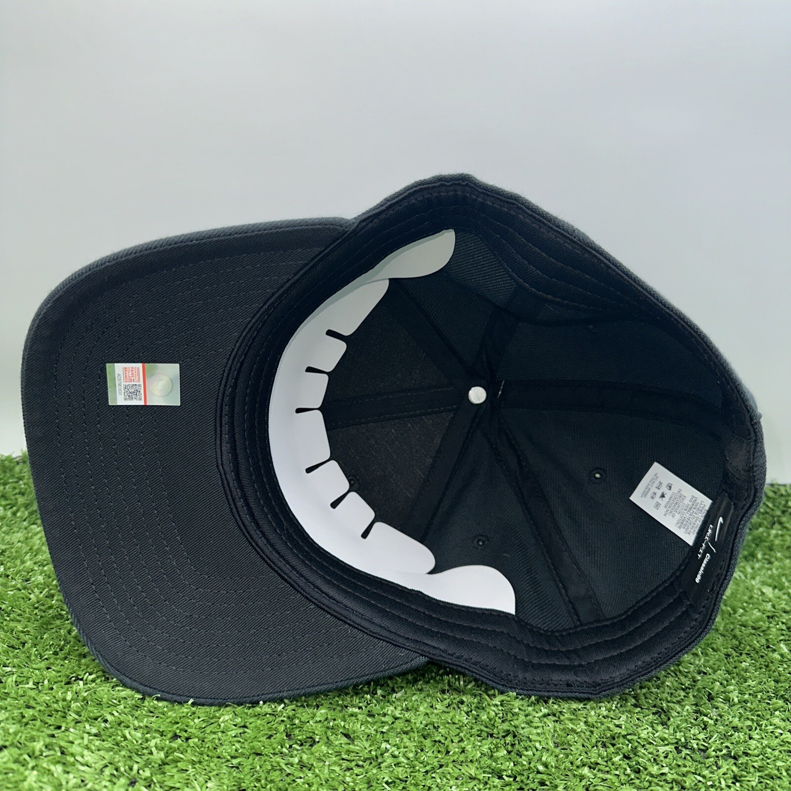 Nike Vanderbilt Classic99 Swoosh Flex Black Hat Cap Commodores OSFM New W/ Tags