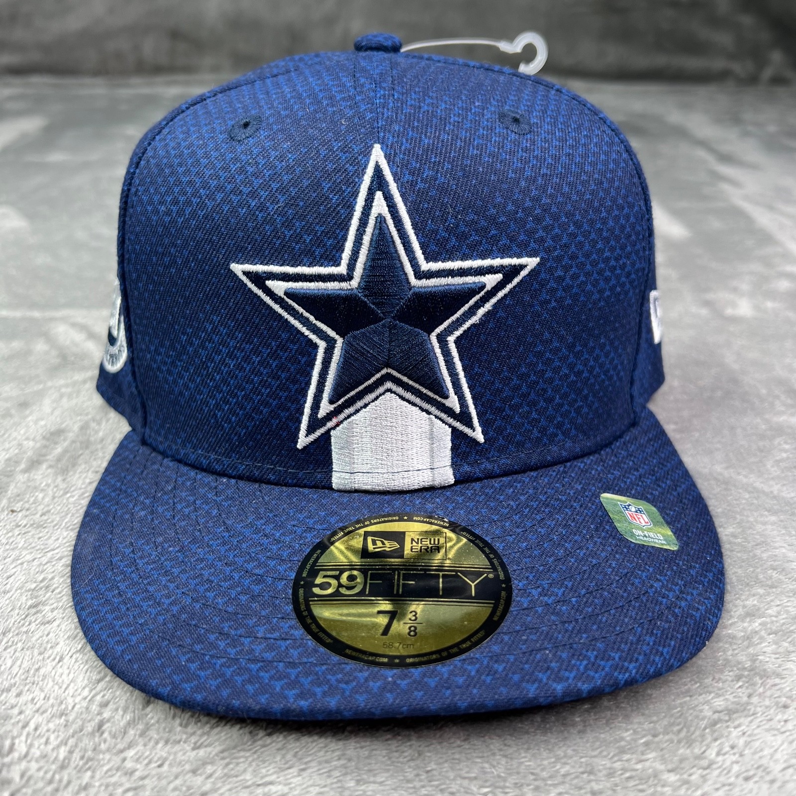 New Era Dallas Cowboys NFL Sideline Navy Blue Star Logo 59Fifty Fitted Hat 7 3/8