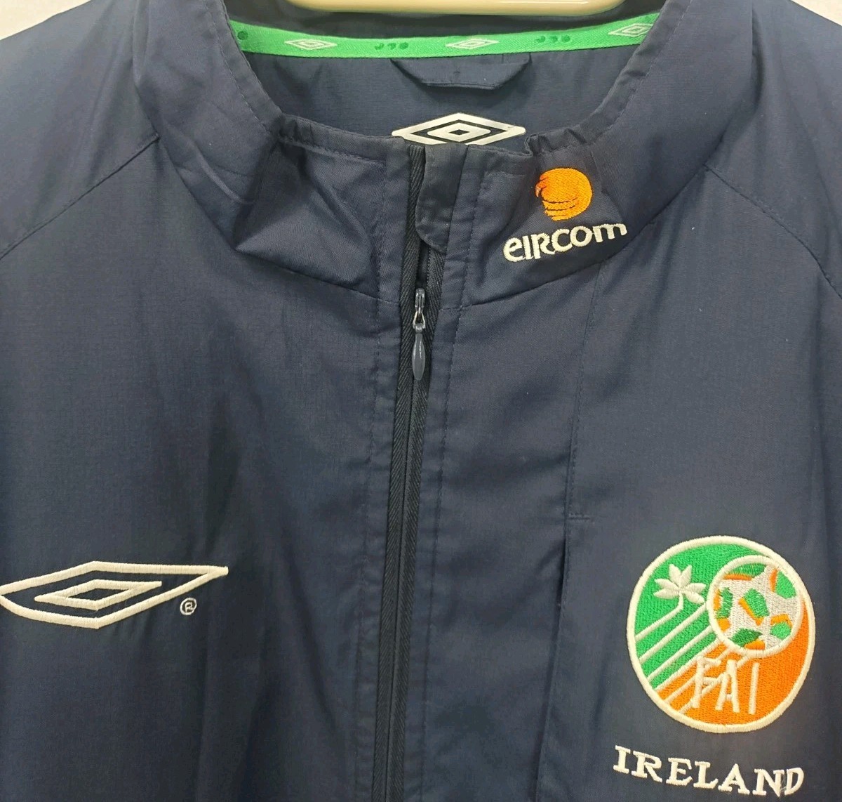Vtg 2002 Republic of Ireland Umbro Training Jacket Eircom Mens M World Cup FAI