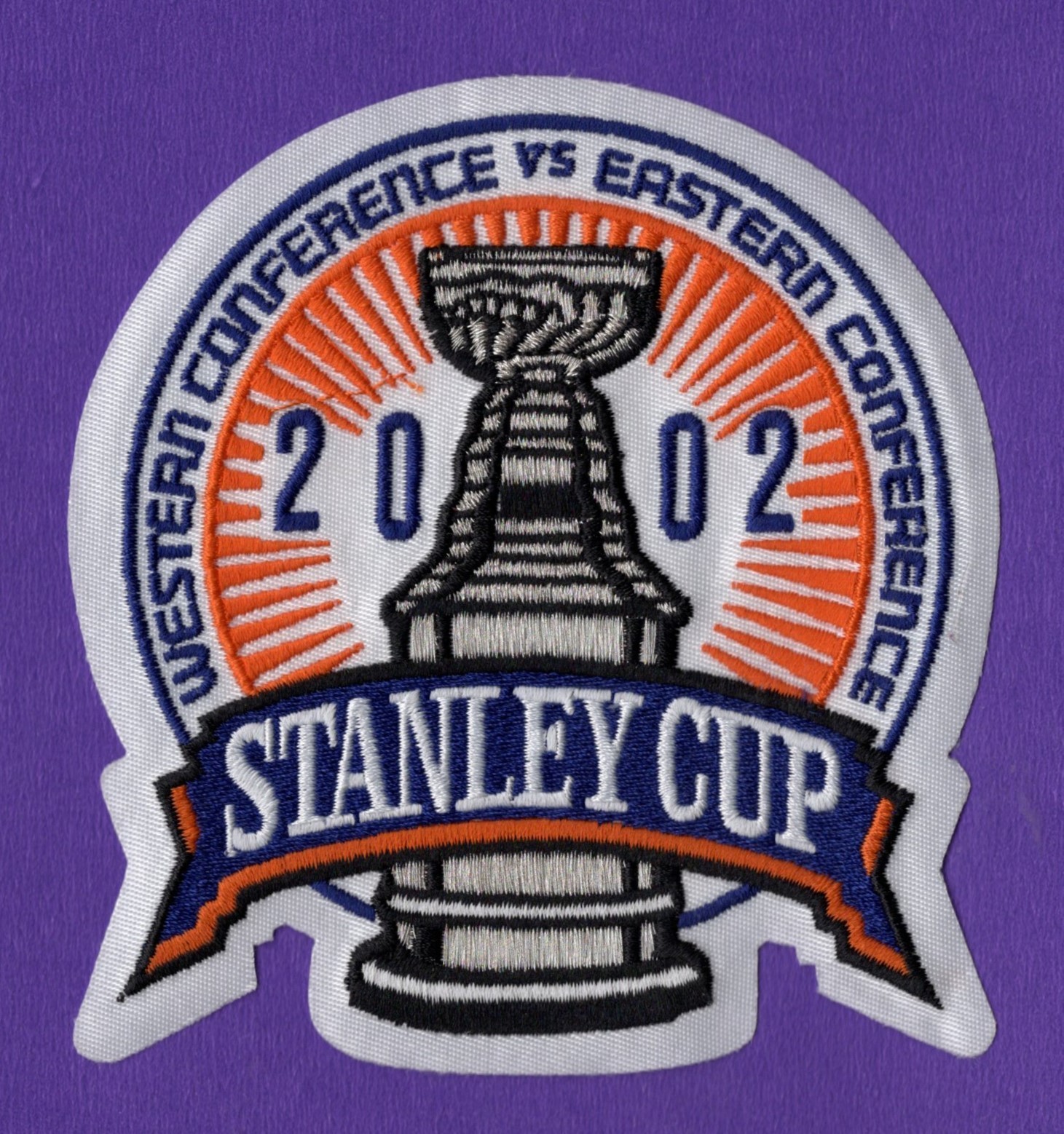 2002 STANLEY CUP FINALS EMBROIDERED Red Wings vs Hurricanes NHL Hockey PATCH
