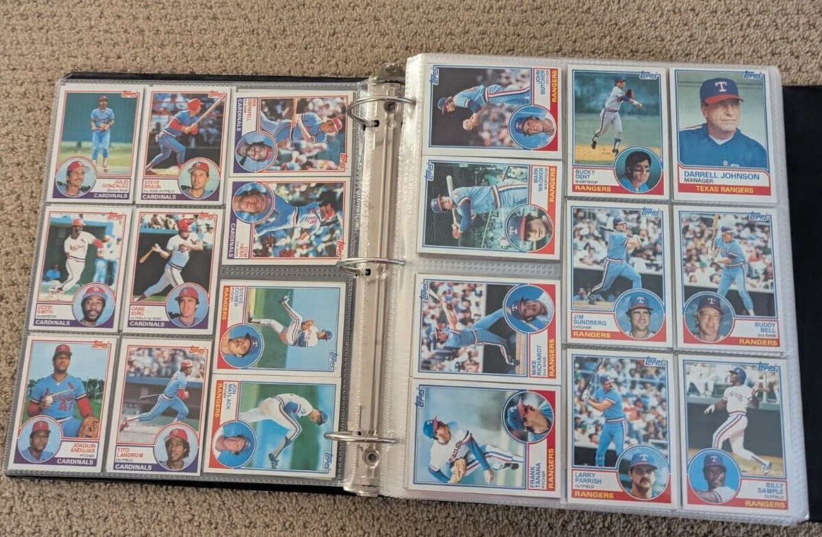 1 album of 1060 baseball cards all in super great condition