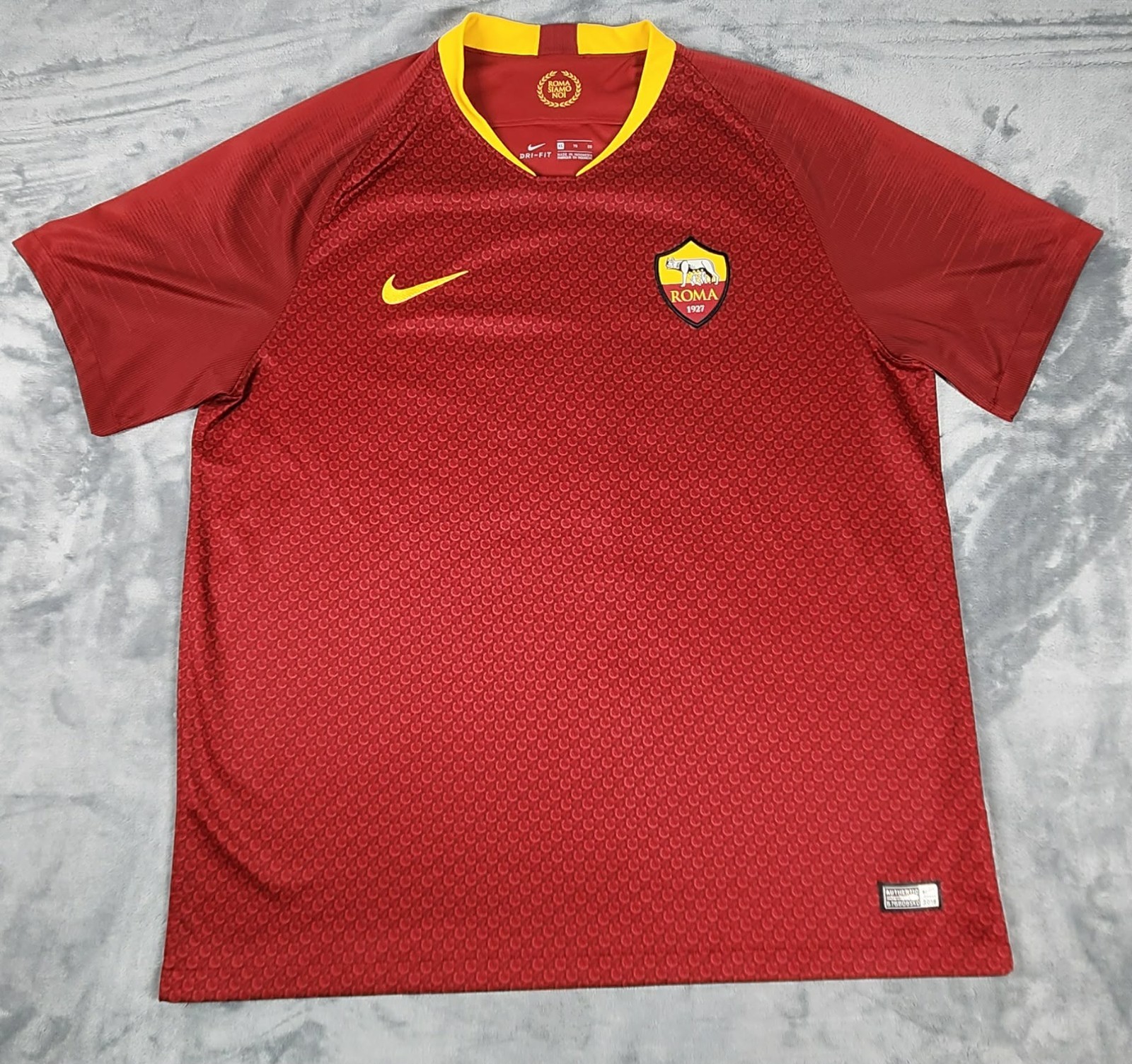 AS Roma Soccer Jersey Men’s XL Red Nike Dri-Fit Italy Football Shirt 2018 Home