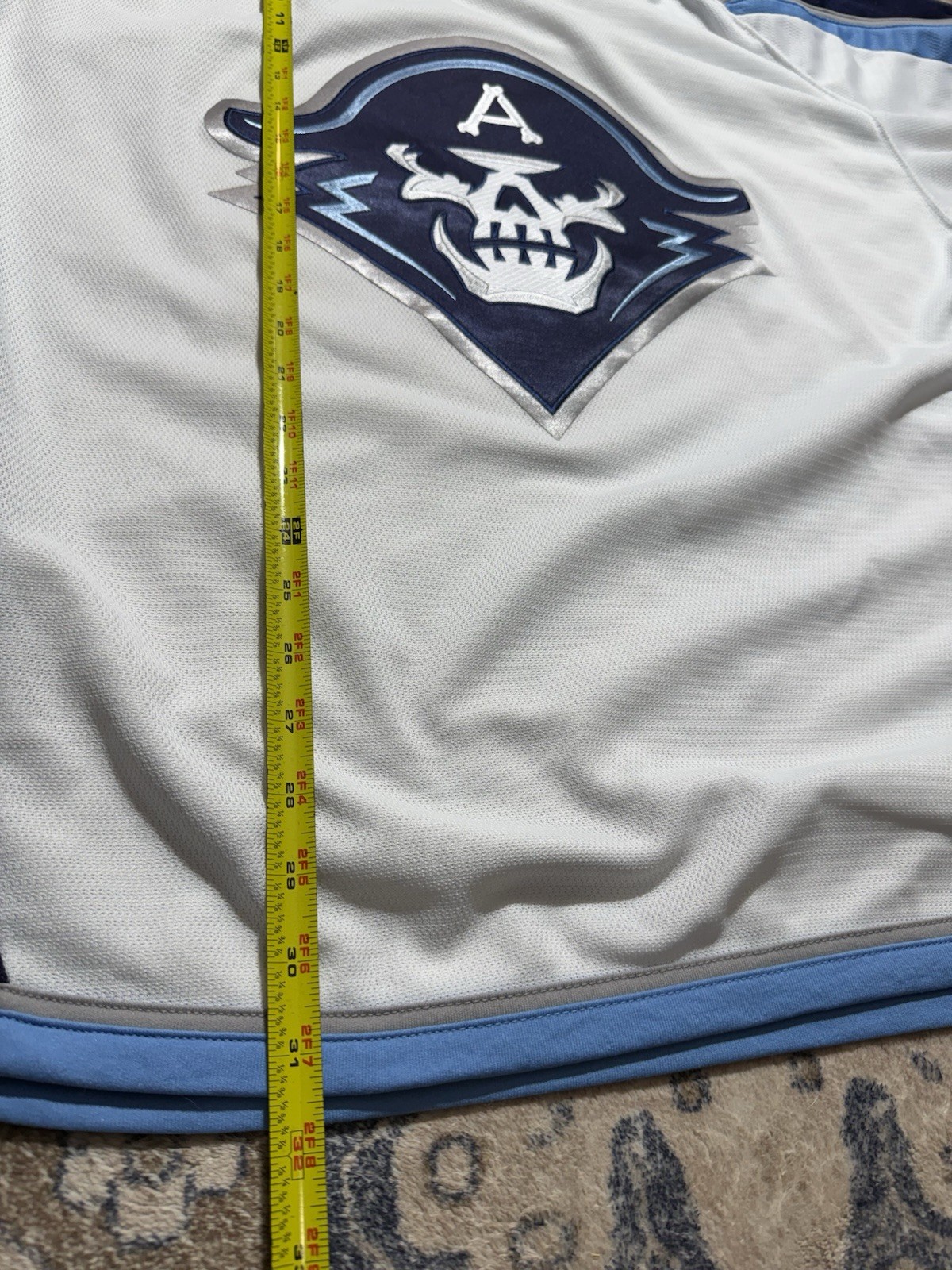 CCM Official Milwaukee Admirals Hockey Jersey AHL White/Navy/Light Blue Size XL