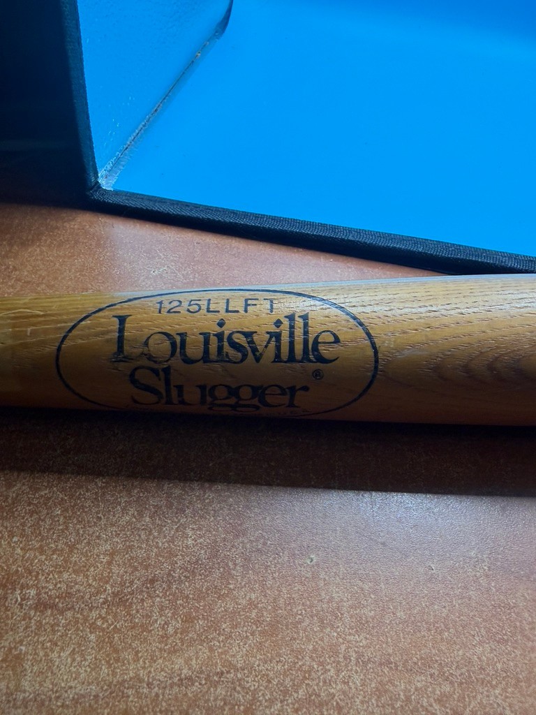 VTG Louisville Pro Thurman Munson Approved Little League Bat 29 inch Yankees