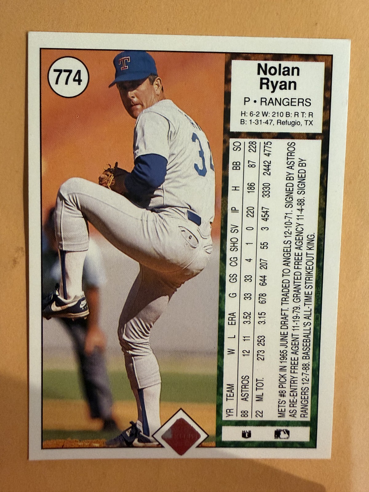 1989 Upper Deck Nolan Ryan #774 Football Throw Card Rangers HOF NM