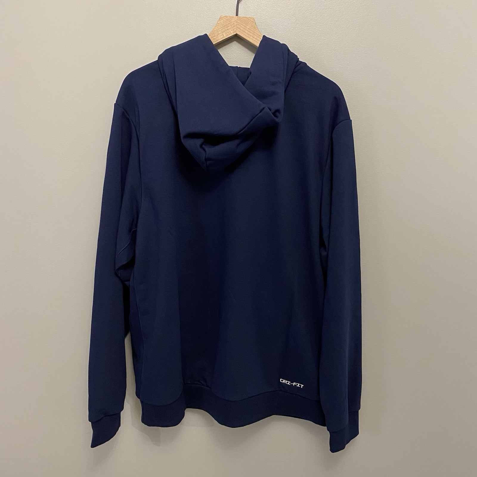 Nike Auburn Tigers Standard Issue Men’s XL On Field Hoodie Dri FIT NWT