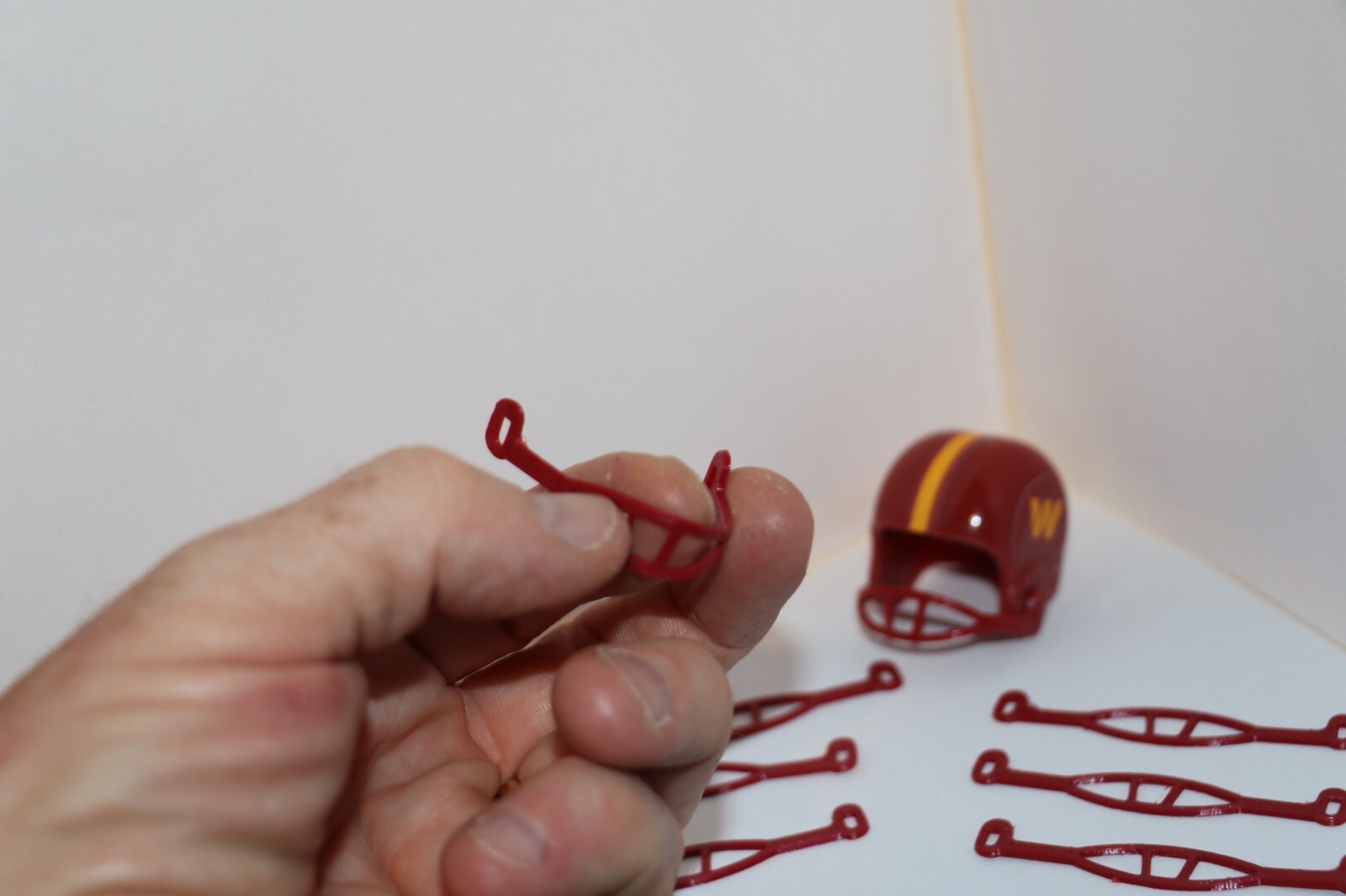 x10 Burgundy Facemasks Old Style Football Gumball Helmets OPI QB Miniature Mini