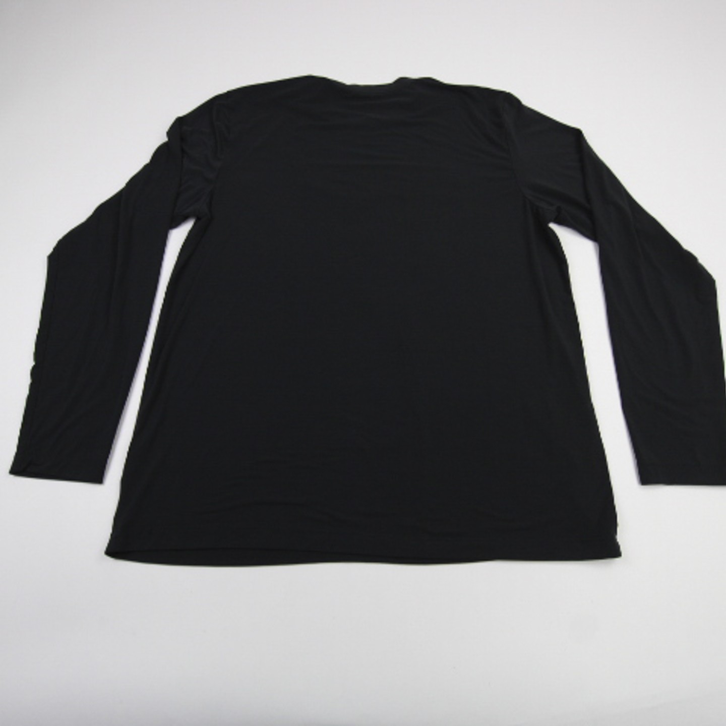 Chicago Bulls Nike NBA Authentics Long Sleeve Shirt Men’s Used Multiple Sizes