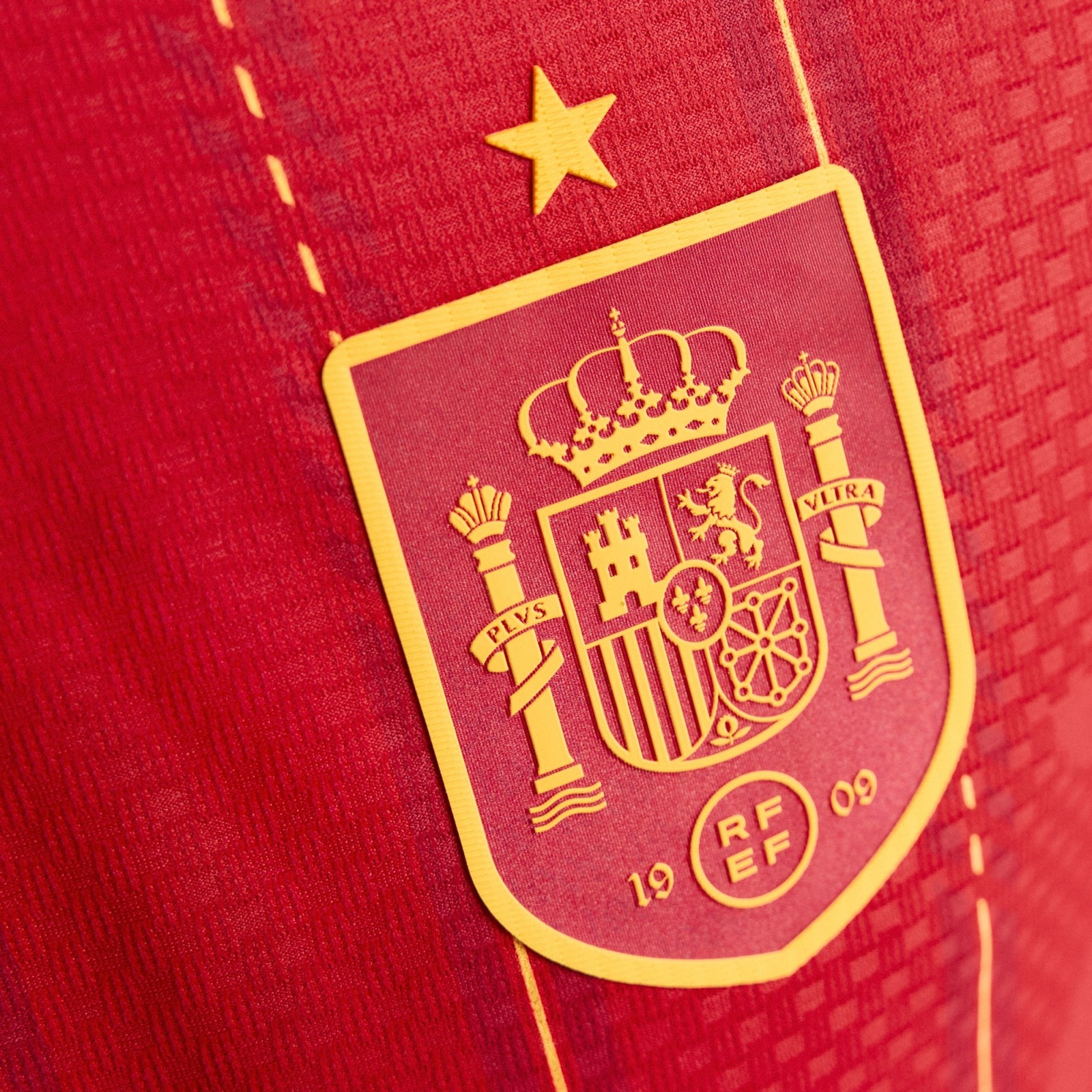 Adidas Spain 2026 Authentic Home Jersey Red Kit | Men’s Size Large | JN4366