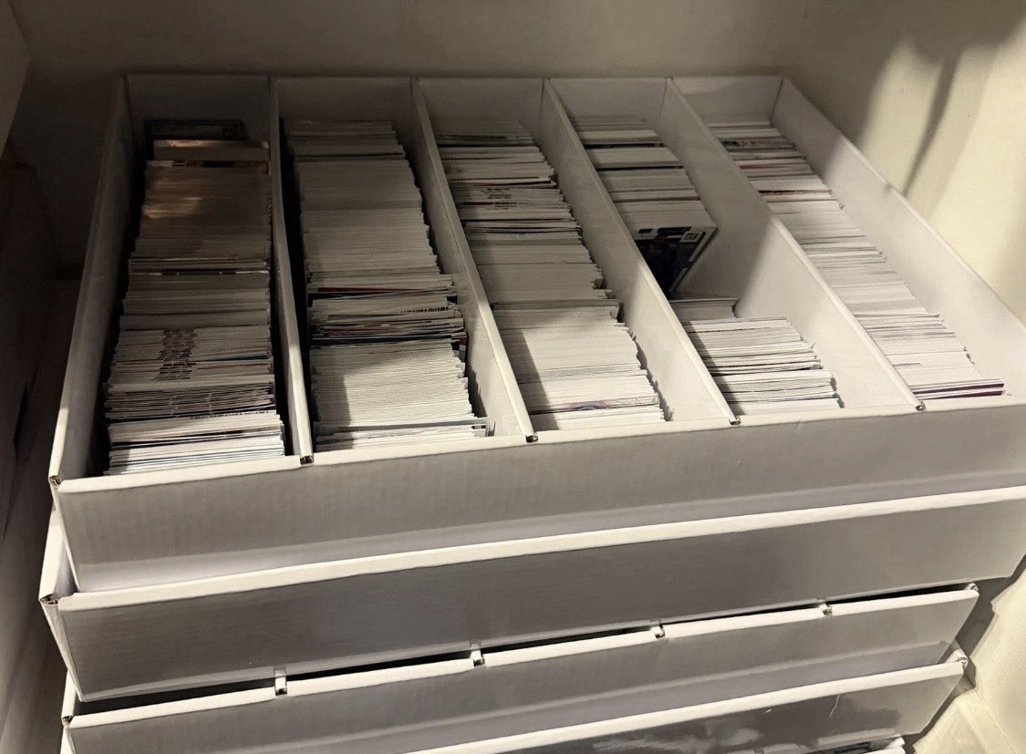 500 Card Lot – Assortment Of NFL – Possible Autos, Patches, #, Value Guaranteed
