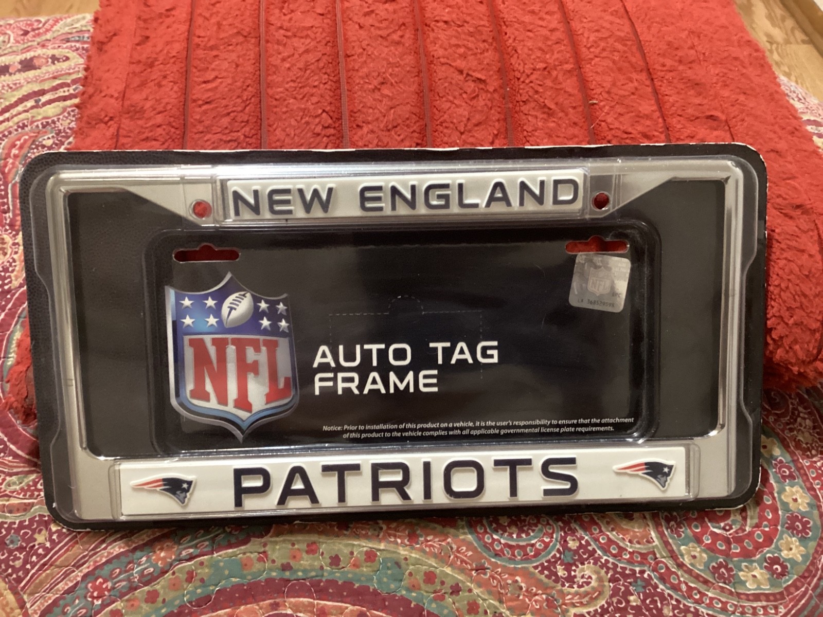NEW ENGLAND PATRIOTS 12 x 6” SEALED! CHROME LICENSE PLATE FRAME/HOLDER;NO P & H