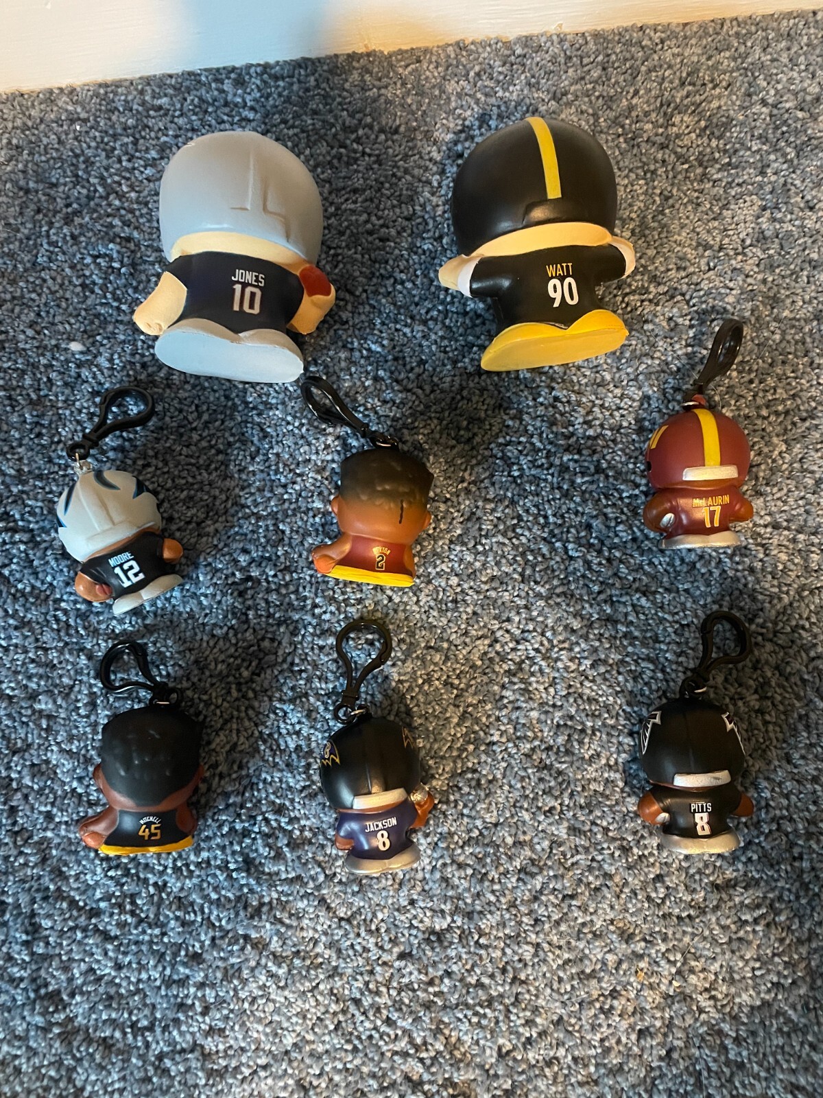 Party Animal SqueezyMates NFL and NBA Series 4+5 Figurine Mystery Pack – PYT