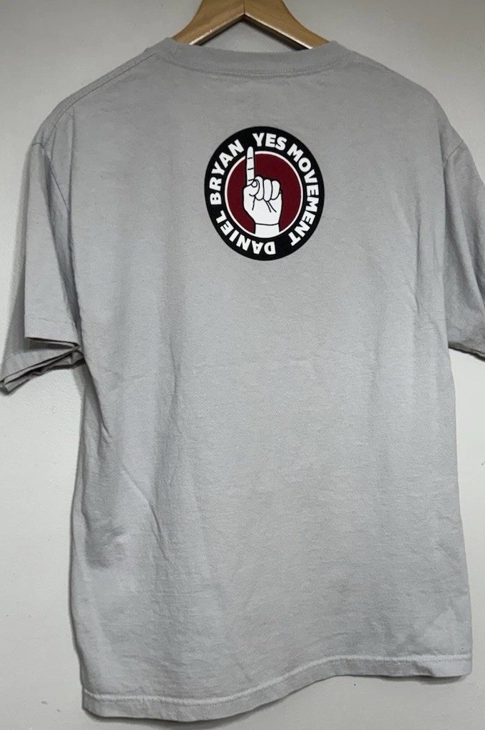 WWE Daniel Bryan Yes Movement Mens Gray Short Sleeve T-Shirt Size Large