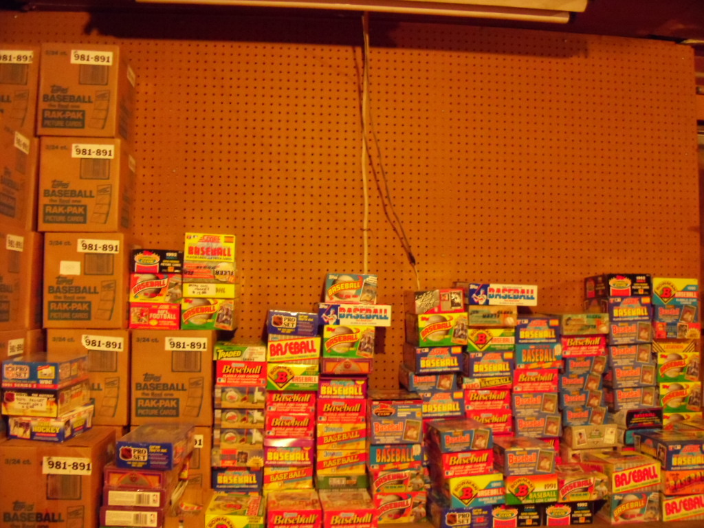 FREE TOPPS CARDS FROM THE 1960s WITH PURCHASE OF UNOPENED BASEBALL CARD PACKS